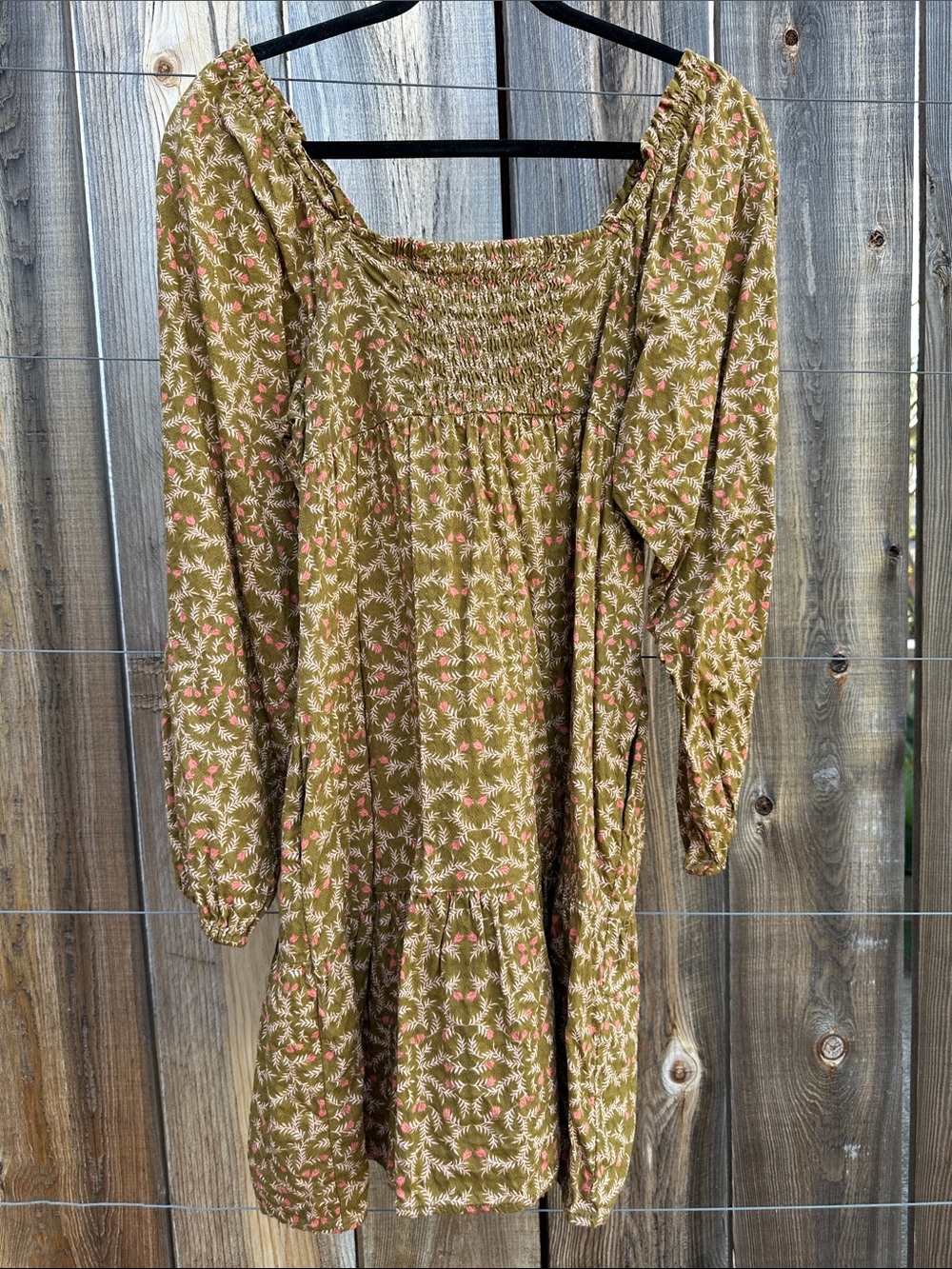 Universal Thread Tan w Pink and Cream Floral - Picture 4 of 4